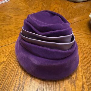 Vintage 40s 50s Dale Capers Velvet Pillbox Hat